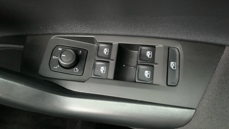 Volkswagen Polo 1.0 TSI Life 5dr DSG Petrol Hatchback